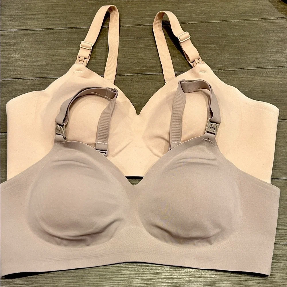(2) MomCozy Nursing Bras XL